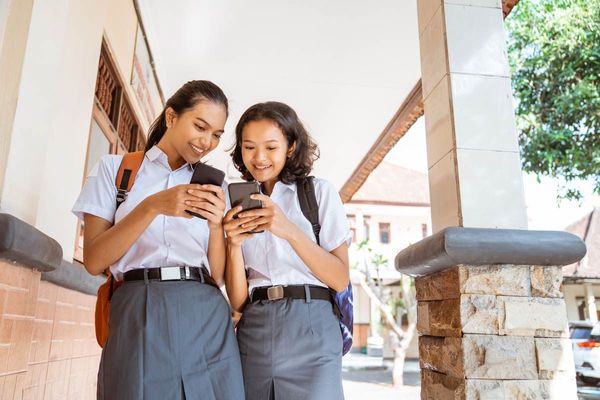 Social Media Use and Academic Focus Among Senior High School Students